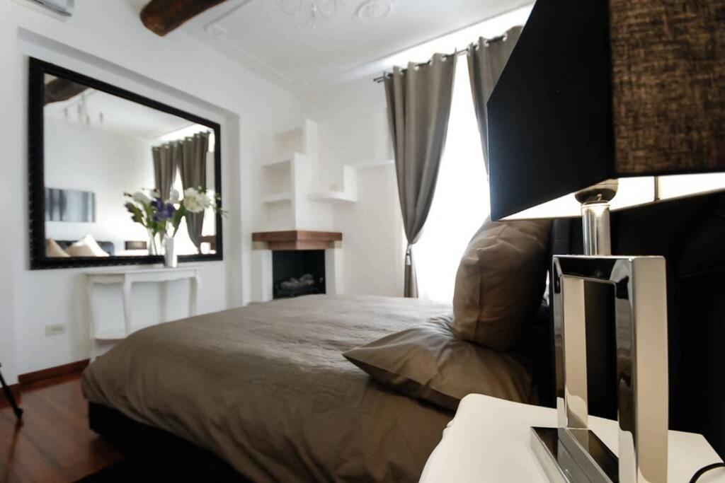 Banchi - Classic Apartment Between Navona And Campo Dei Fiori Rome Extérieur photo