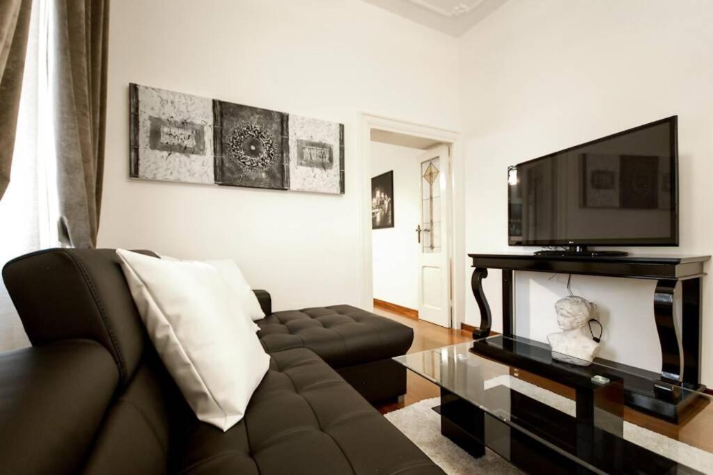 Banchi - Classic Apartment Between Navona And Campo Dei Fiori Rome Extérieur photo